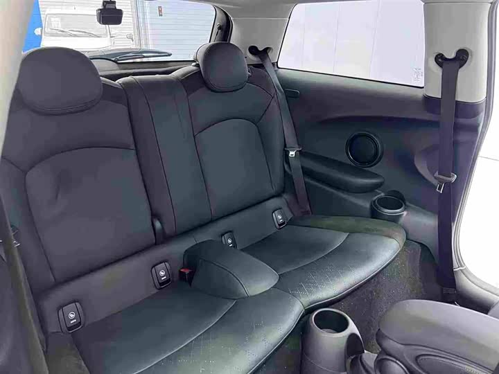 MINI Hatch — фото 11