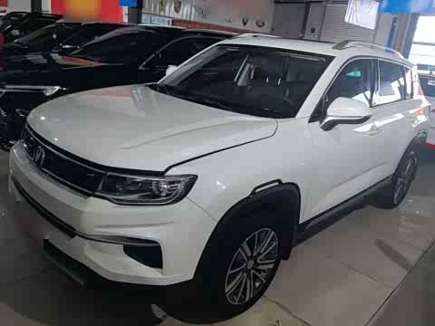 Changan CS35 PLUS 2019 1.6 L MT — фото 26