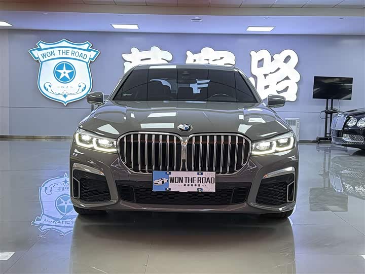 BMW 7-Series 2021 740 Li Leading M — фото 2