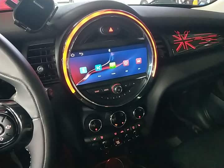 MINI Hatch — фото 13