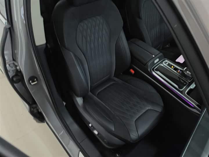Hongqi HS5 2023 2.0 T Pro — фото 25
