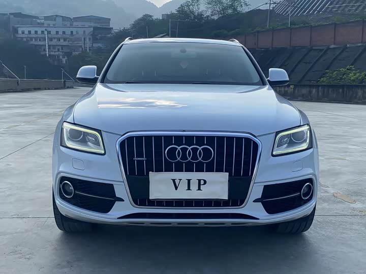 Audi Q5 2013 45 TFSI quattro Sport — фото 2