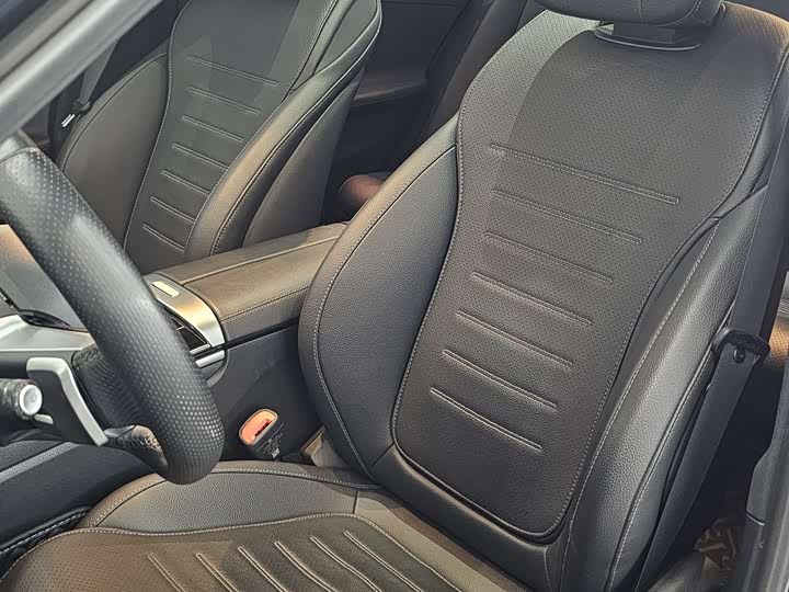Mercedes-Benz C-Class 2023 C 260 L — фото 10