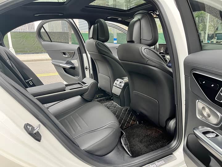 Mercedes-Benz C-Class 2024 C 260 L — фото 14