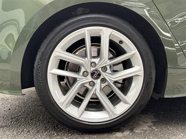 Audi A5 2023 Sportback 40 TFSI — фото 15