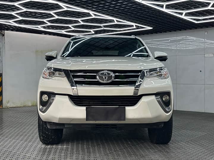 Toyota Fortuner 2017 2.7 L — фото 3