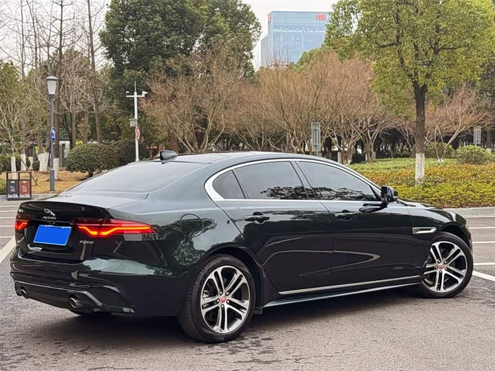 Jaguar XEL 2023 2.0 T 250 PS R-DYNAMIC S — фото 2