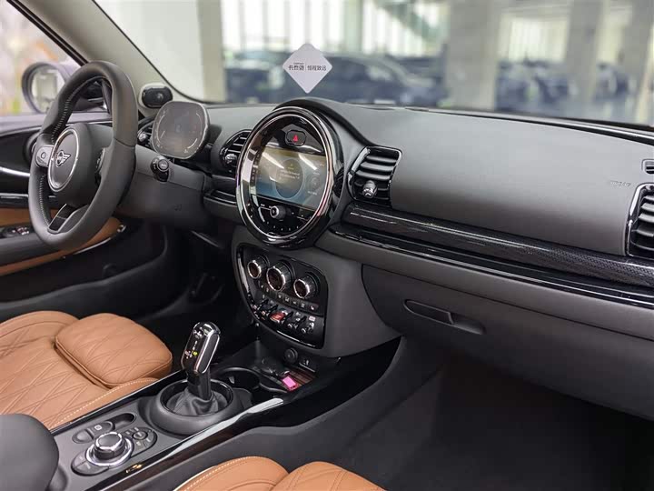MINI Clubman — фото 12