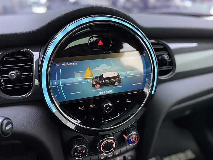 MINI Hatch — фото 17
