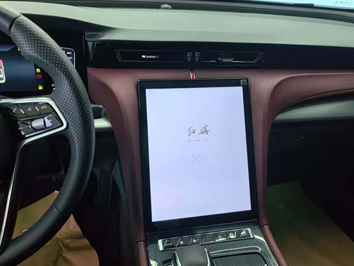 Hongqi H5 2024 1.5 T DCT — фото 13