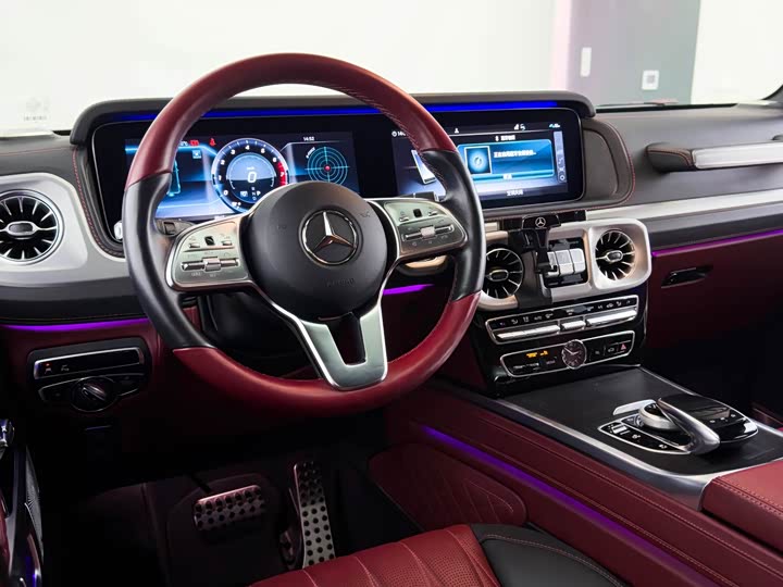 Mercedes-Benz G-Class 2024 G 500 — фото 7