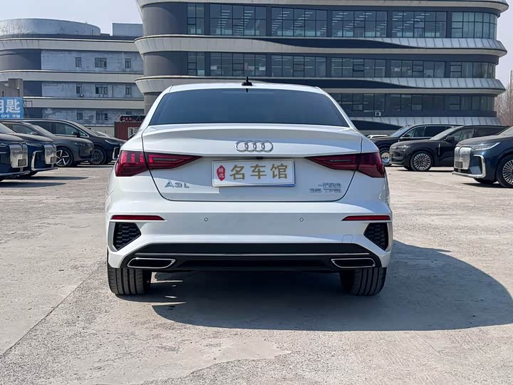 Audi A3 2023 A 3 L Limousine 35 TFSI Sport — фото 7