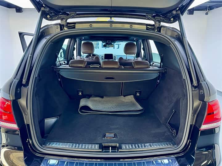 Mercedes-Benz GLE 2015 AMG GLE 63 S 4 MATIC — фото 23
