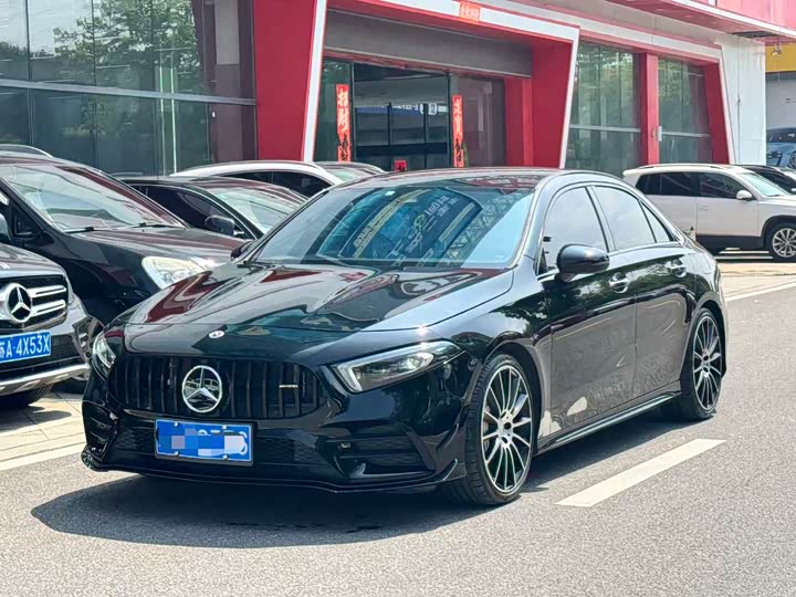 Mercedes-Benz A-Class 2022 AMG A 35 L 4 MATIC — фото 1