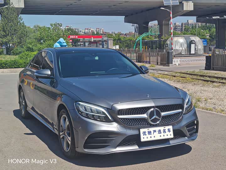 Mercedes-Benz C-Class 2019 C 260 L — фото 3