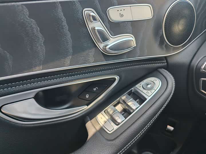 Mercedes-Benz C-Class 2019 C 260 L — фото 11