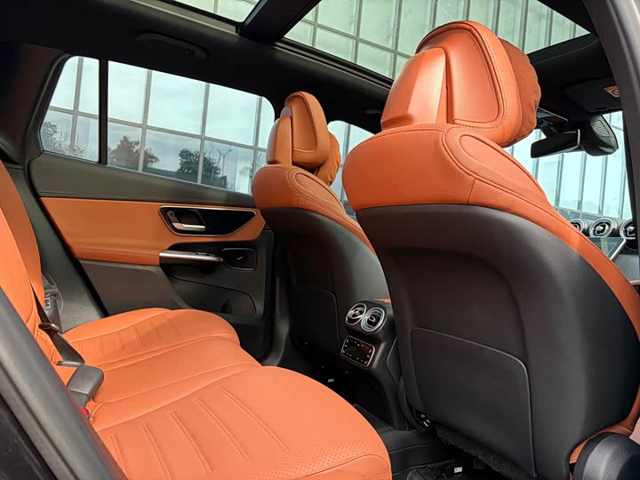 Mercedes-Benz GLC 2024 GLC 260 L 4 MATIC Luxury 5 — фото 11