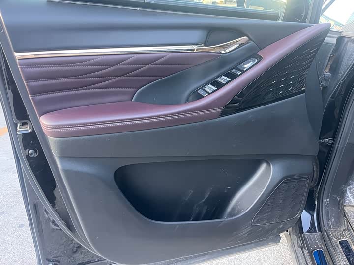 Trumpchi M8 2024 400 T — фото 3
