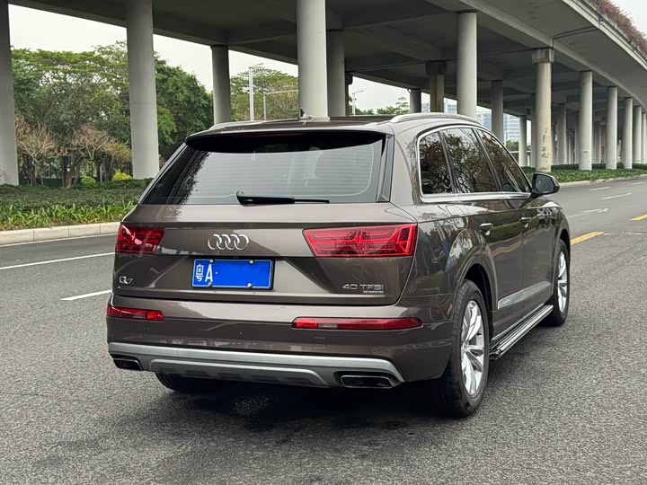 Audi Q7 2018 40 TFSI Comfort — фото 3