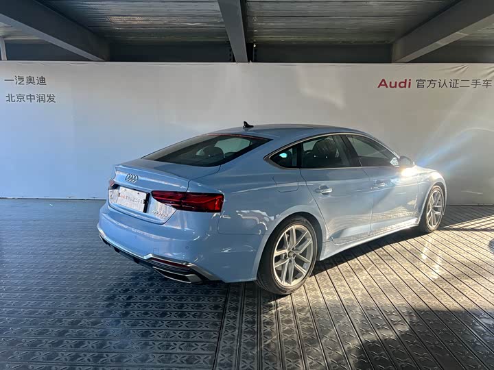 Audi A5 2023 Sportback 40 TFSI — фото 5