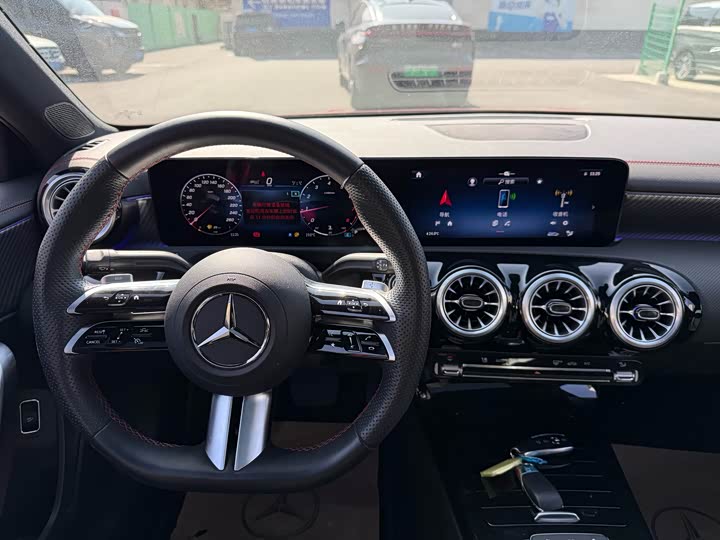 Mercedes-Benz A-Class 2024 A 200 L — фото 14