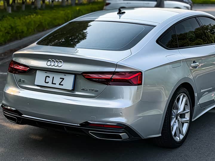 Audi A5 2022 Sportback 40 TFSI — фото 7