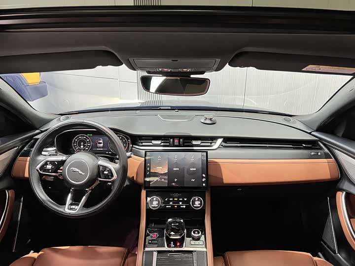 Jaguar XFL 2022 XFL 2.0 T P 250 2 WD — фото 5