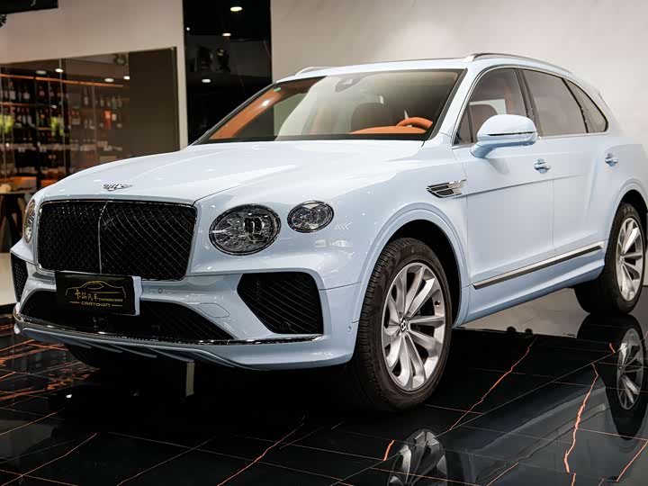 Bentley Bentayga — фото 2