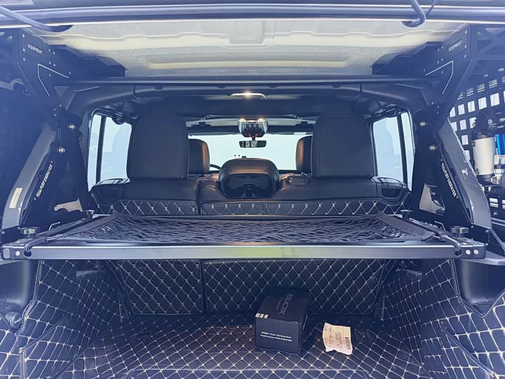Jeep Wrangler — фото 13