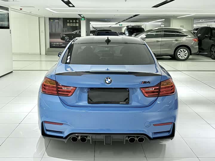 BMW M4 2015 M 4 MT — фото 8