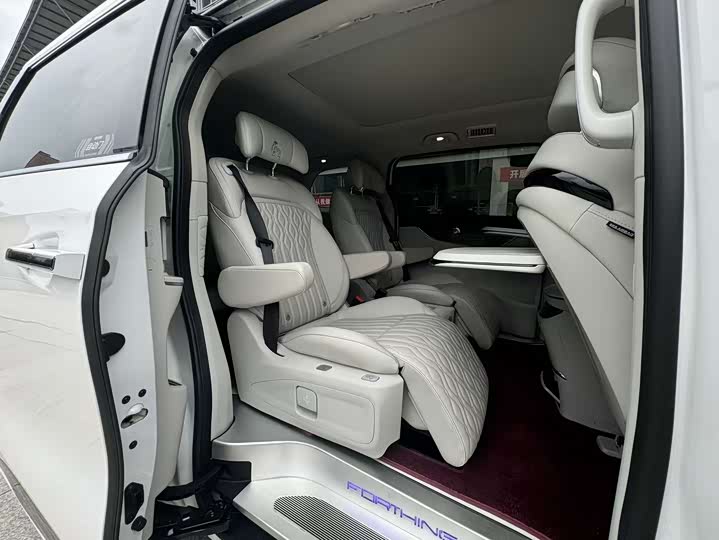 Dongfeng V 9 2024 1.5 TD 200km — фото 11