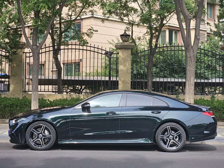 Mercedes-Benz CLS 2023 CLS 300 — фото 2