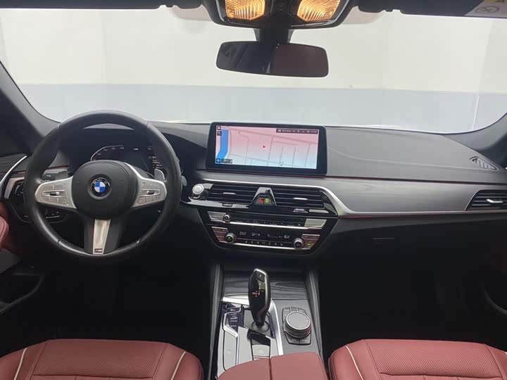 BMW 5-Series 2023 530 Li Leading M — фото 13