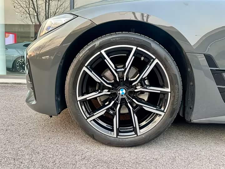 BMW 4-Series 2023 425i Gran Coupe M — фото 13