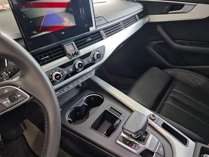 Audi A4L 2020 40 TFSI — фото 14
