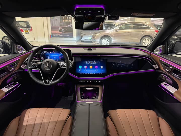 Mercedes-Benz E-Class 2024 E 300 L Luxury — фото 4