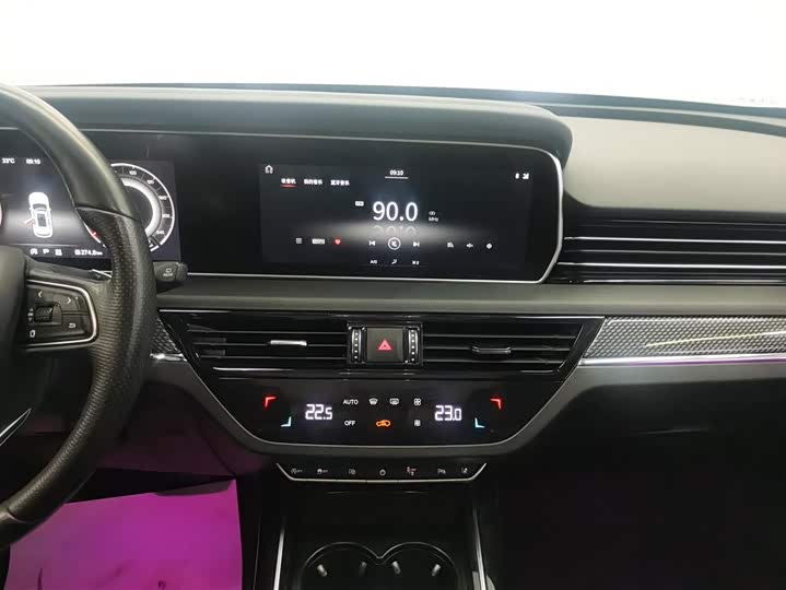 Hongqi HS5 2019 2.0 T 4 WD — фото 13