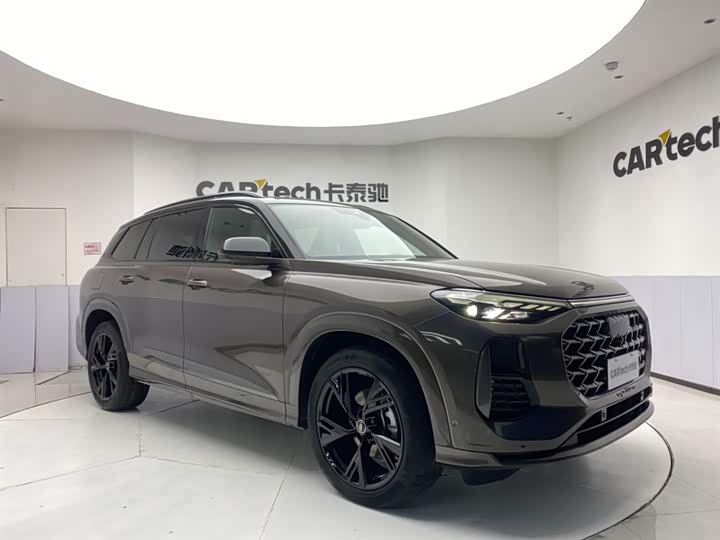 Audi Q6 2023 50 TFSI quattro edition one — фото 2