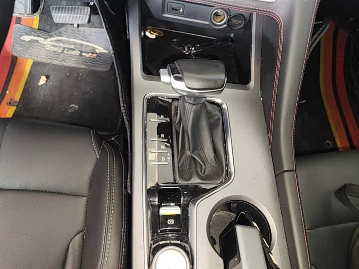Changan CS75 PLUS 2022 1.5 T AT — фото 14