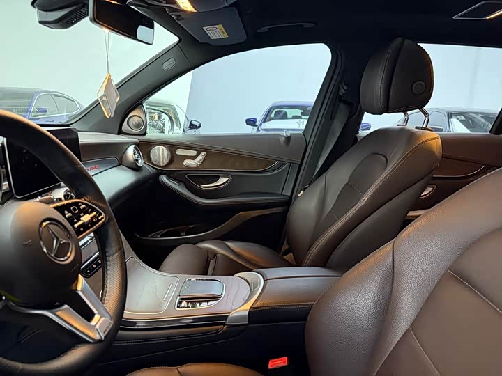 Mercedes-Benz GLC 260 L 4MATIC люкс — фото 4