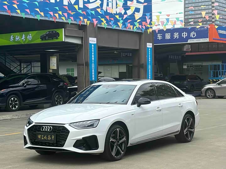 Audi A4L 2024 40 TFSI — фото 2