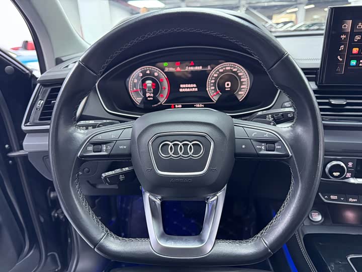 Audi Q5L 40T стиль-динамик — фото 7