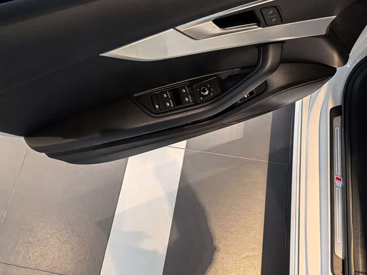 Audi A4L 2020 40 TFSI — фото 12