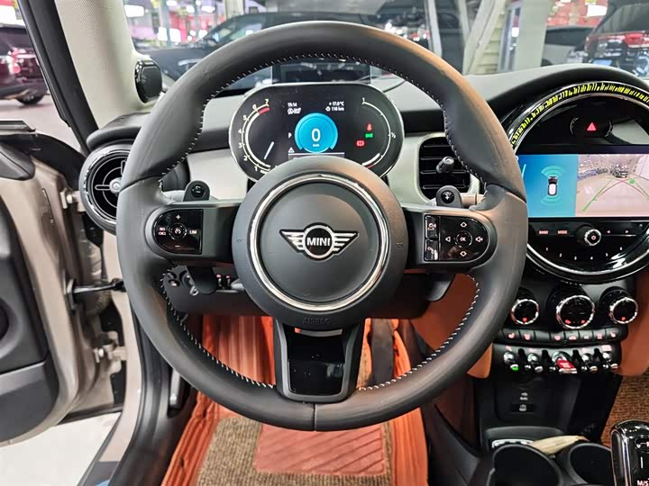 MINI Hatch — фото 13