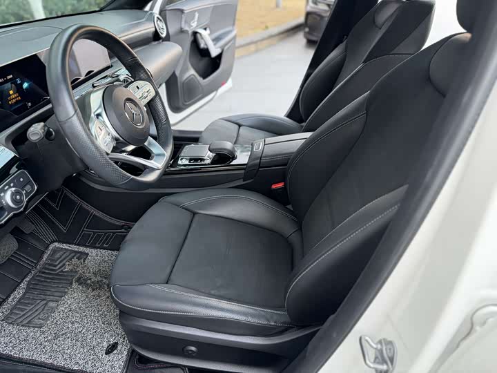 Mercedes-Benz A-Class 2020 A 200 L — фото 6