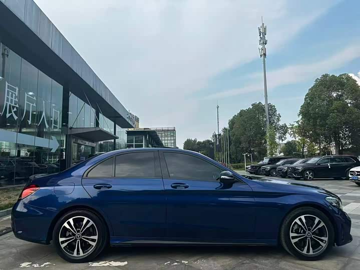 Mercedes-Benz C-Class C 260 спорт — фото 5