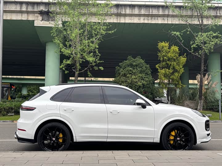 Porsche Cayenne 2019 Cayenne 3.0 T — фото 18