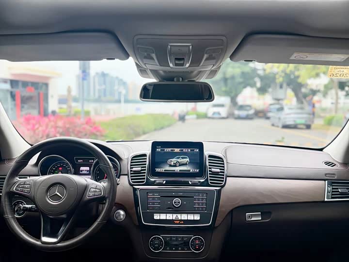 Mercedes-Benz GLS 2016 GLS 400 4 MATIC — фото 13