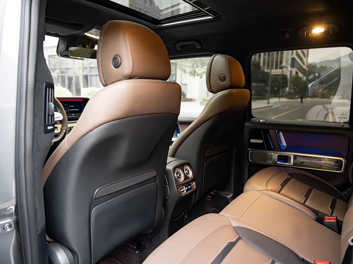 Mercedes-Benz G-Class 2021 AMG G 63 — фото 9