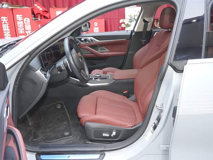 BMW 4-Series 2023 425i Gran Coupe M — фото 18